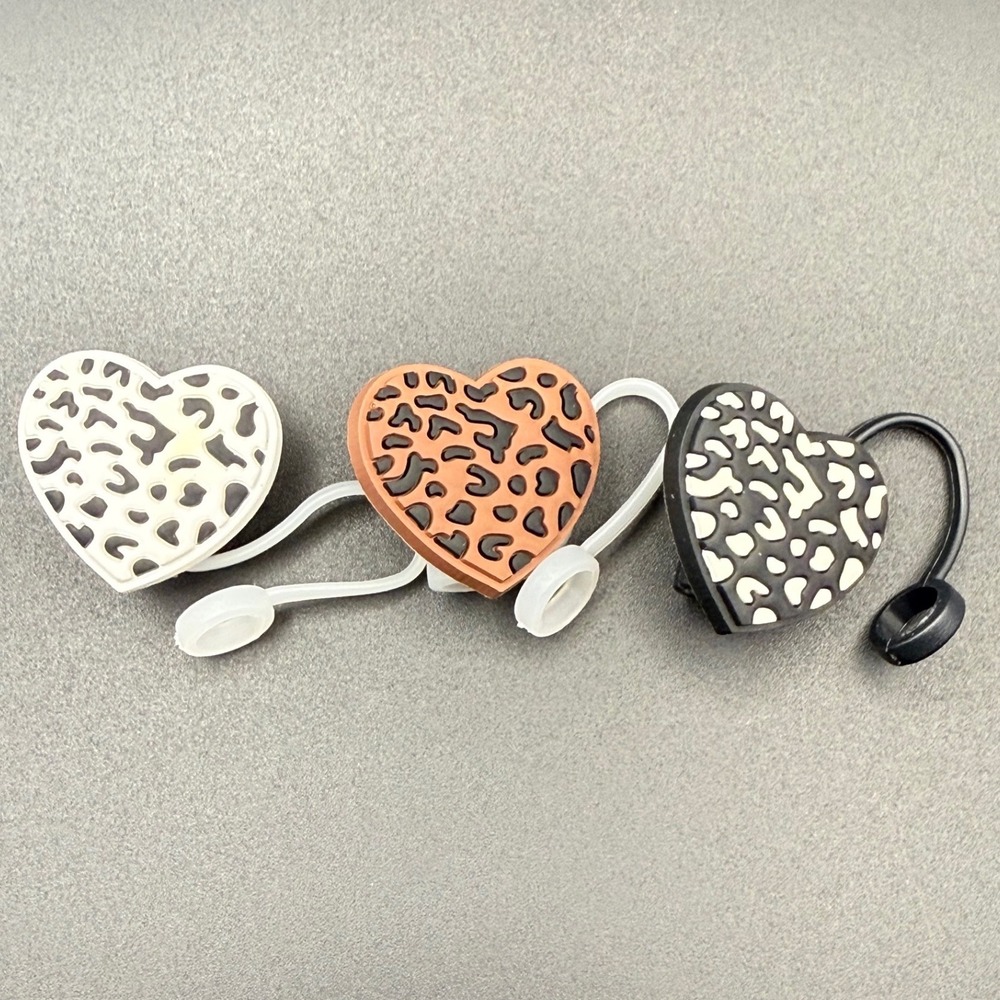 3 Heart Straw Toppers‎